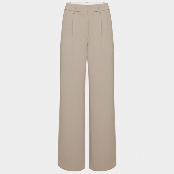 Aritzia Pants - NWT💕 Aritzia The Effortless Pant Wider* Crepette - Nomad Taupe